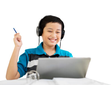 Image,Of,Preteen,Student,Hears,Music,On,A,Headset,While